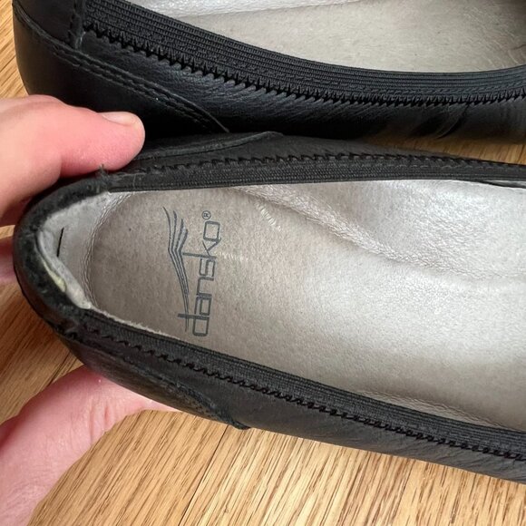 Dansko Kristen Black Milled Nubuck Leather Flats Women's EU Size 40 US 10/10.5 - Picture 8 of 11